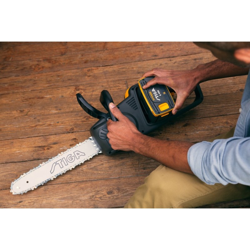 CS 700e tronçonneuse sur batterie 