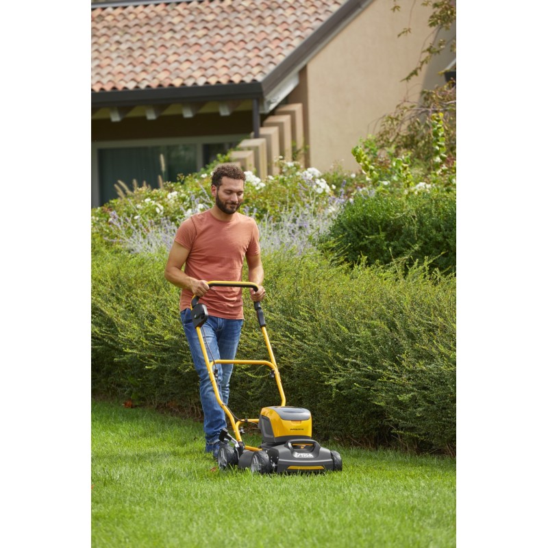 MULTICLIP 547e S Kit  tondeuse mulching sur batterie