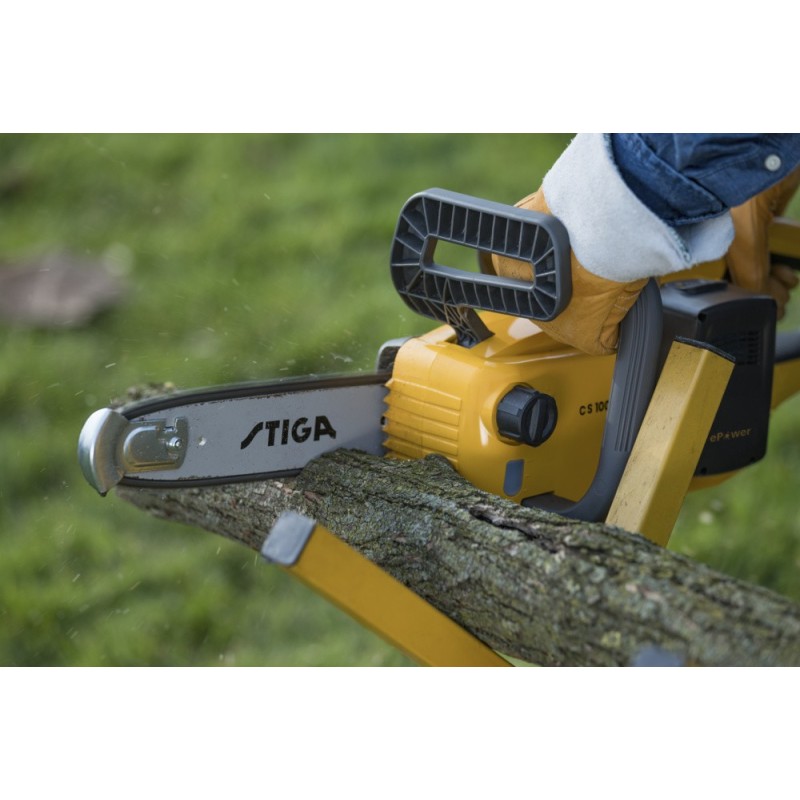 Tronçonneuse à batterie STIGA CS 100e – 20V – 700 W – Coupe 160 mm