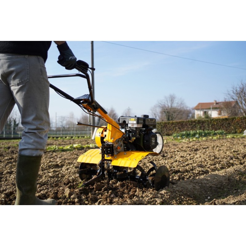 Motobineuse thermique STIGA SRC 685 RG – 182 cm³ – 85 cm