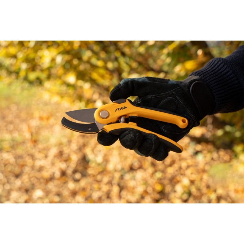 Sécateur à enclume STIGA – Coupe nette des branches jusqu’à 23 mm