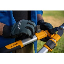 Cisaille à haies télescopique STIGA – coupe nette jusqu’à 2,5 m