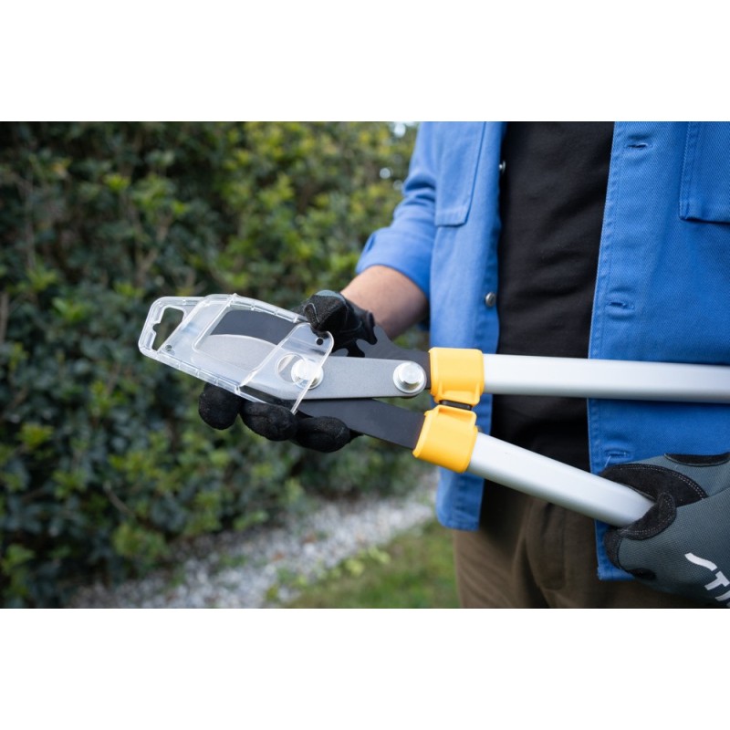Coupe branches à lames franches STIGA – coupe précise jusqu’à 42 mm